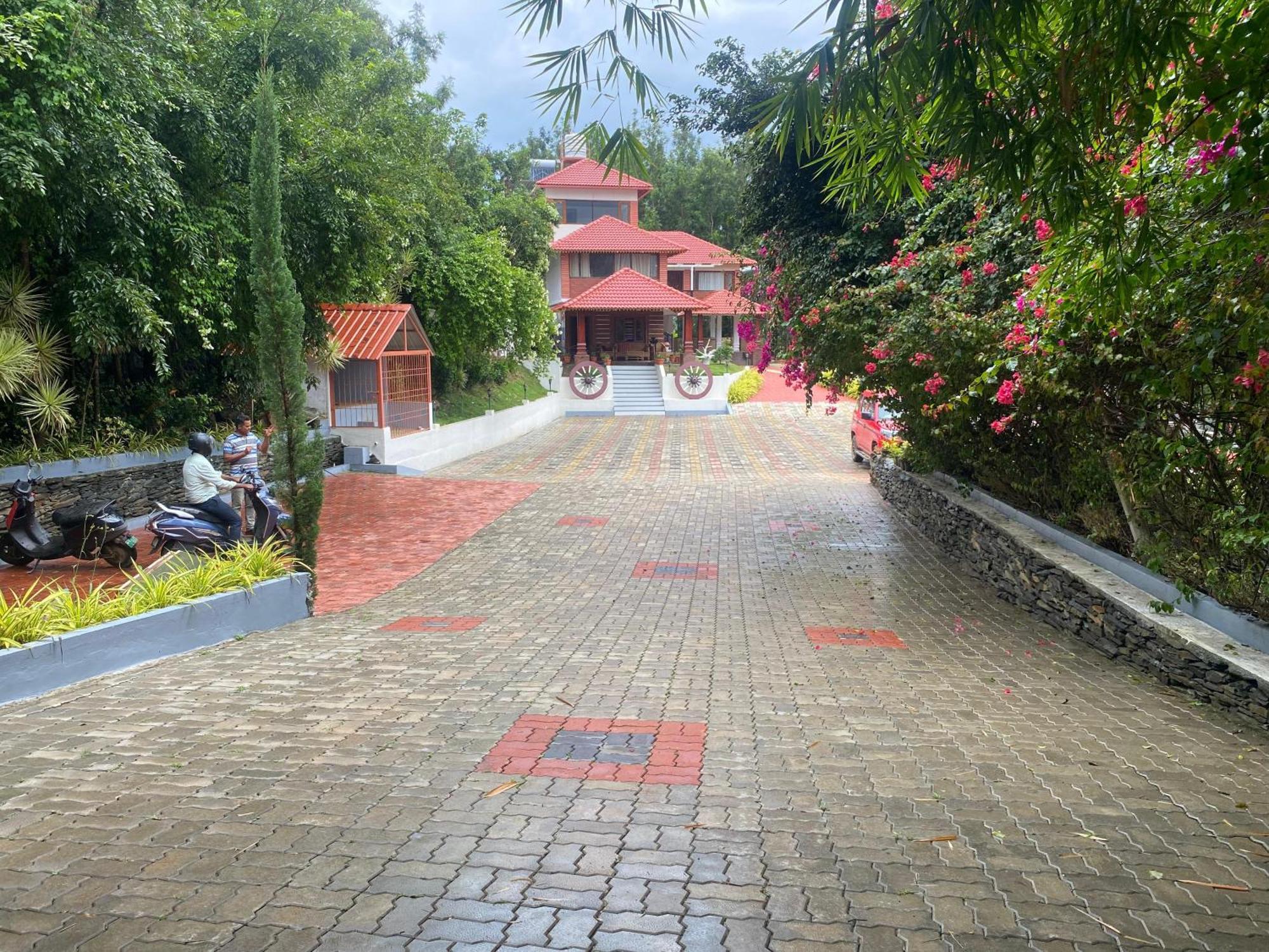 Bougain Villa จิกมากาลูร์ ภายนอก รูปภาพ