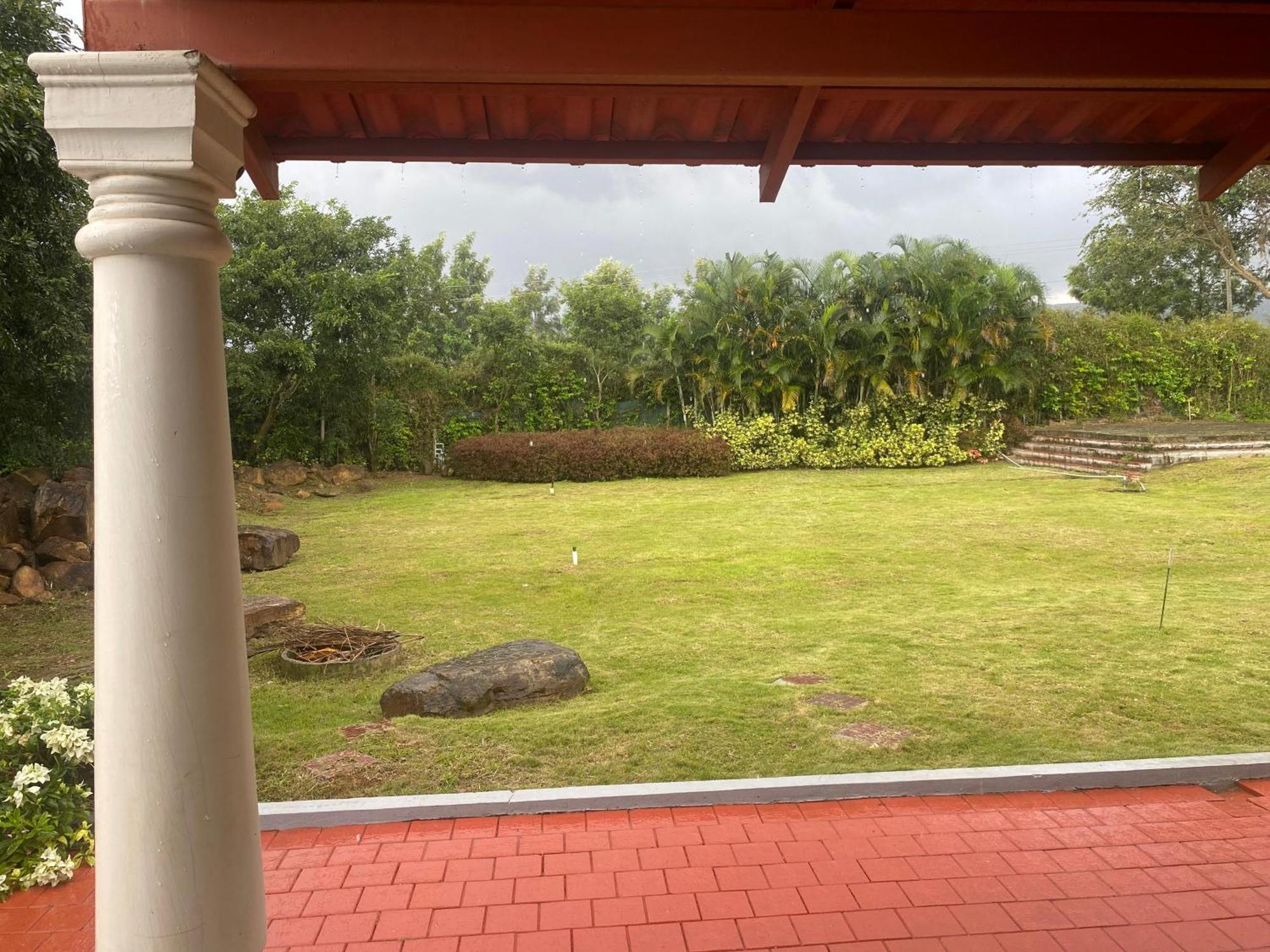 Bougain Villa จิกมากาลูร์ ภายนอก รูปภาพ