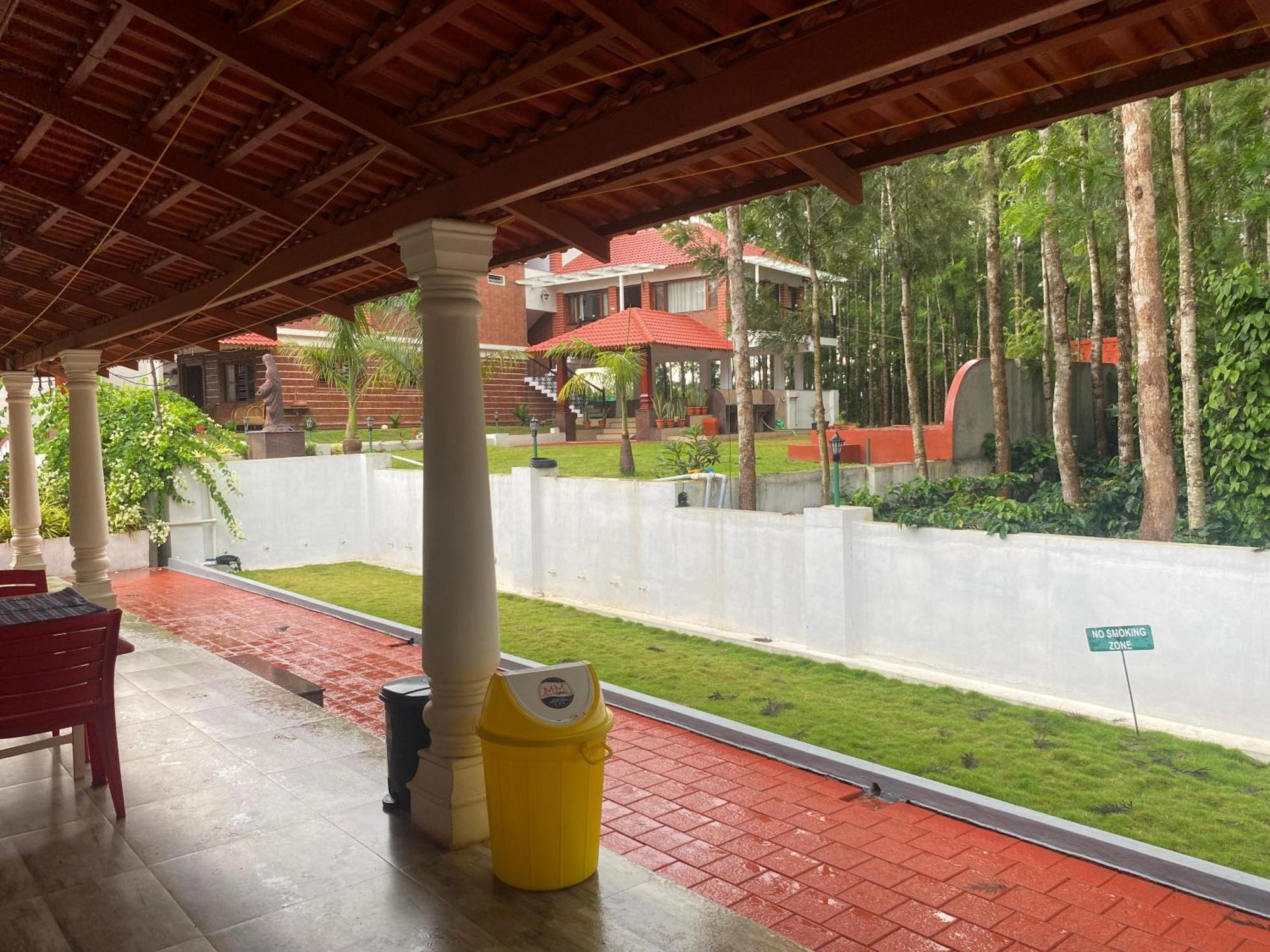 Bougain Villa จิกมากาลูร์ ภายนอก รูปภาพ